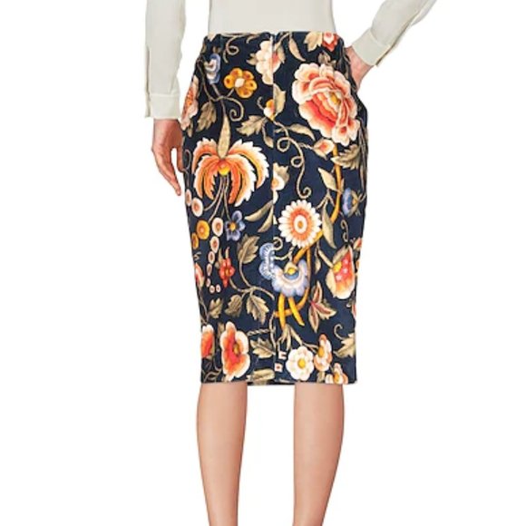 BLUMARINE BLUGIRL FOLIES Pencil  Skirt Dark Blue Floral Size 2 New - Picture 3 of 6